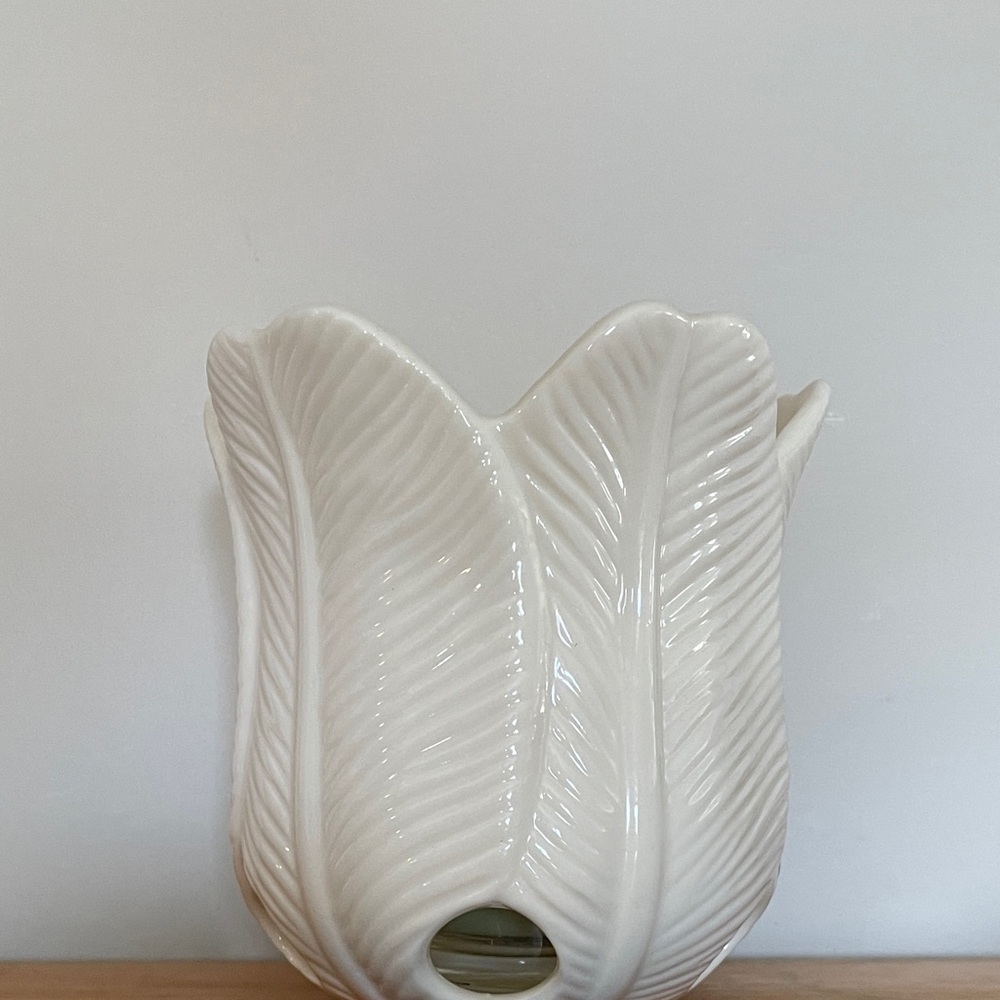 Party Lite White Leaf/Feather Design Ceramic Candle Holder